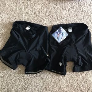 2 x canari padded cycle shorts, black size small